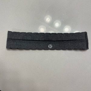 Lululemon flyaway headband